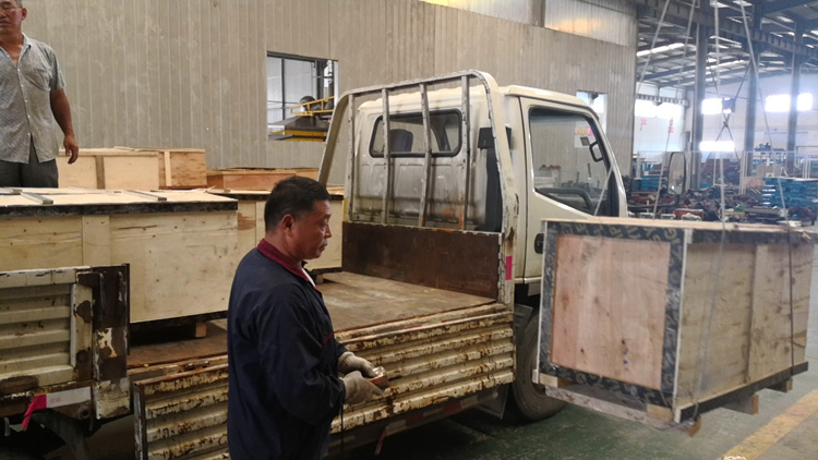 山東礦安一批減速機在生產(chǎn)車間檢驗合格發(fā)貨