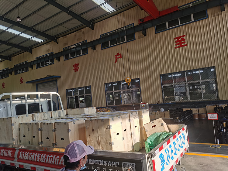 山東礦安20臺氣動隔膜泵發(fā)往河南鄭州